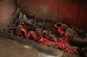 ESPALHA BRASA EM INOX - CHURRASQUEIRA